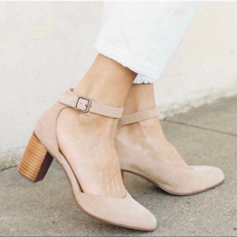 Soludos Gemma Heel in Sand Size US 8.5